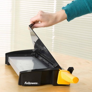 CIZALLA GUILLOTINA DE PALANCA  FELLOWES PLASMA  A4 380MM 40H